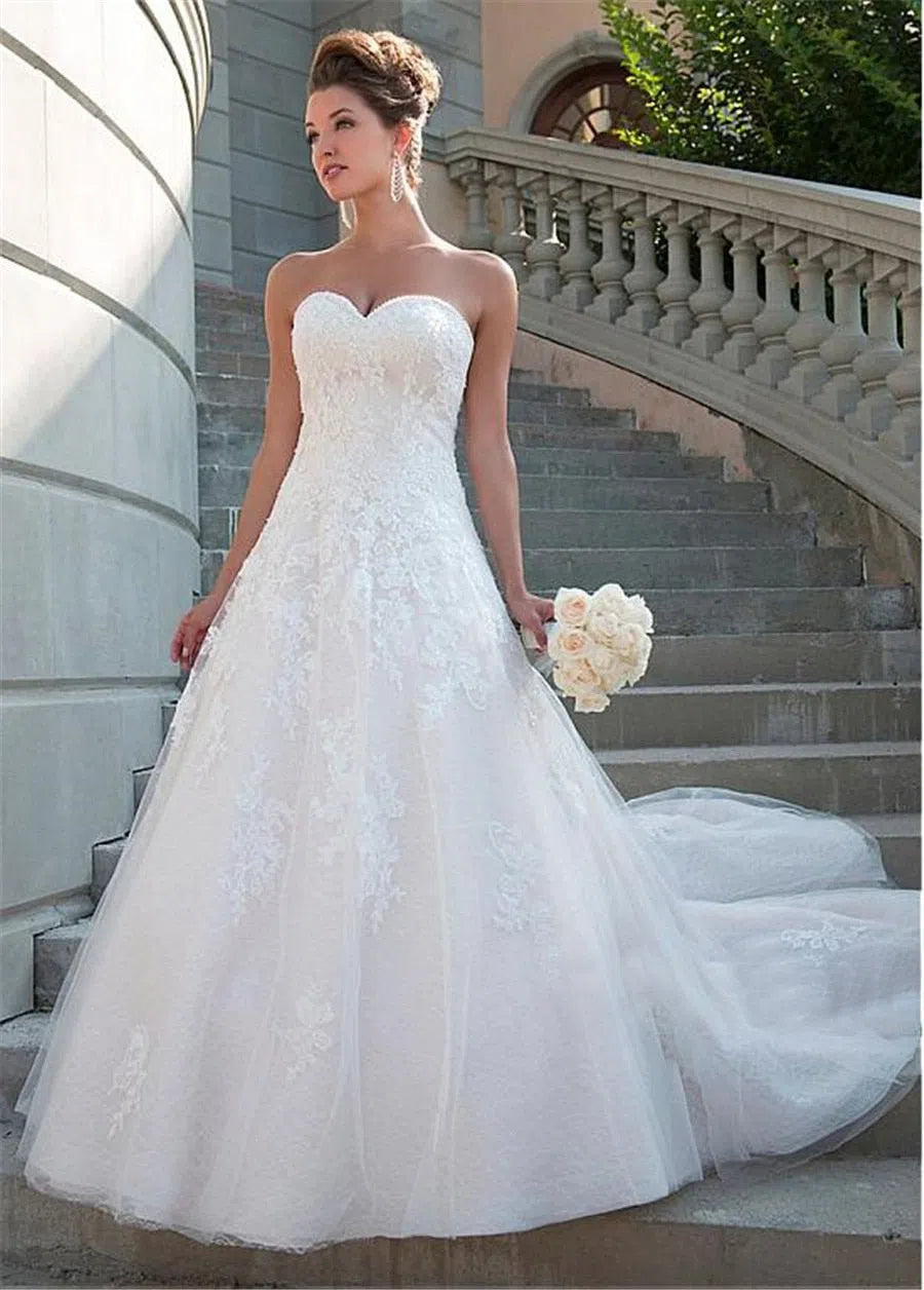 Lace Sweetheart Neckline Wedding Dress Strapless Crystals Gowns-Maas