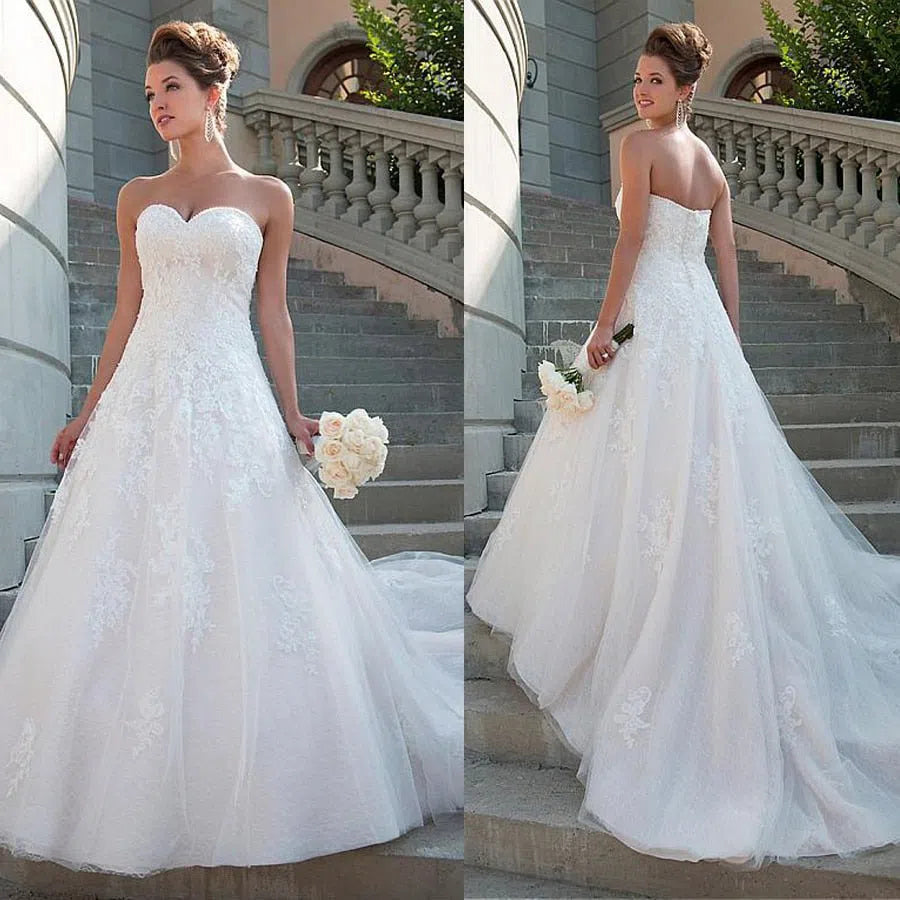 Lace Sweetheart Neckline Wedding Dress Strapless Crystals Gowns-Maas